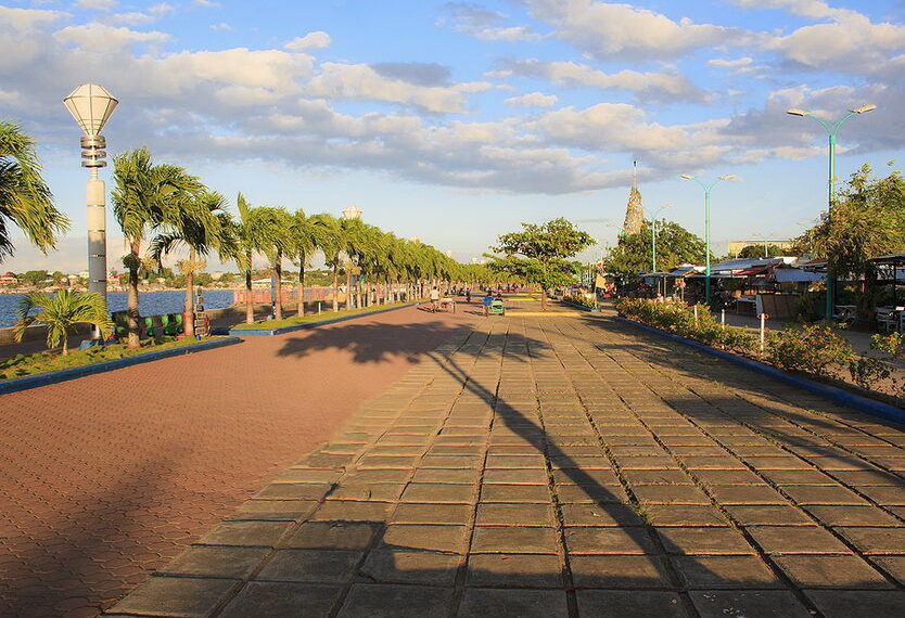 Puerto Princesa Baywalk Park Palawan