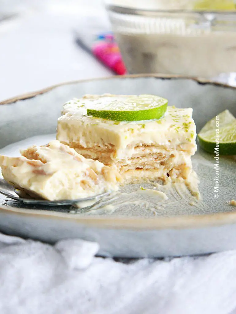 Carlota de Limón (Mexican Lime Icebox Cake)