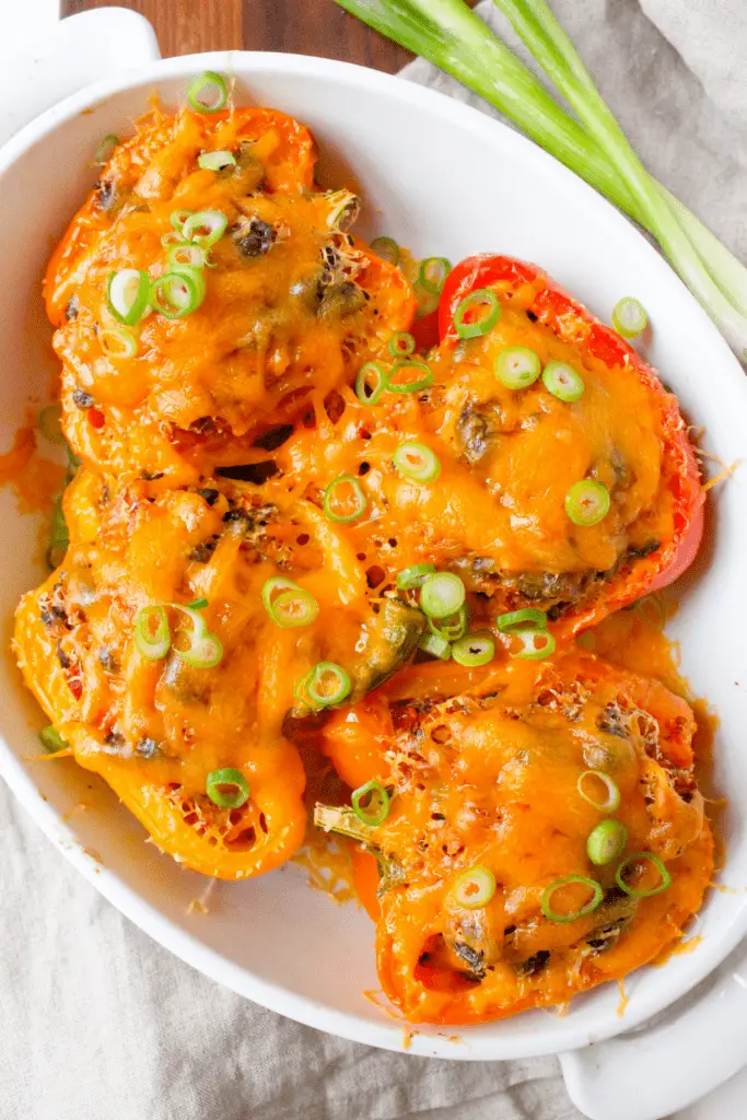 Cheesy Vegetarian Mexican Stuffed Peppers-min