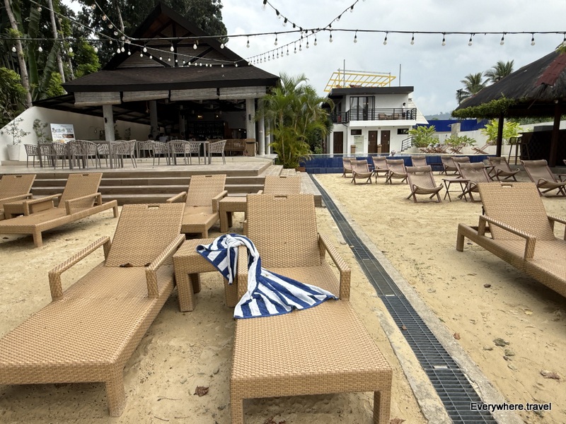 Holiday Suites Port Barton