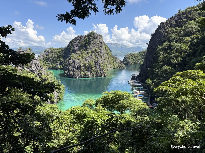 Entrance to Kayangan Lake Coron