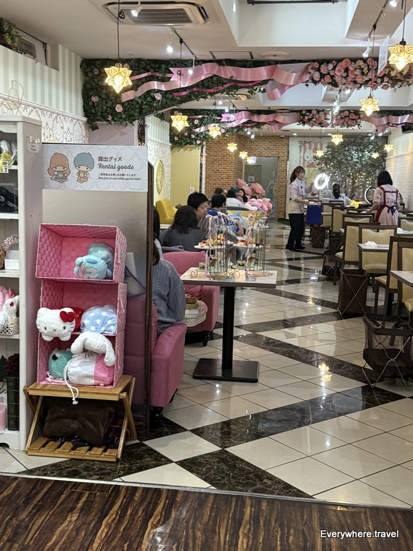 Sanrio Characters Garden Cafe Tokyo