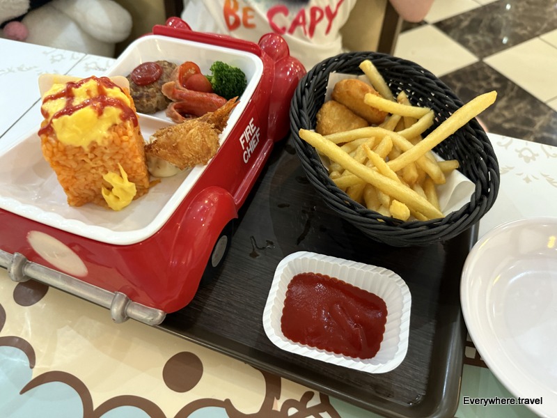 Sanrio Characters Garden Cafe Tokyo kids meal